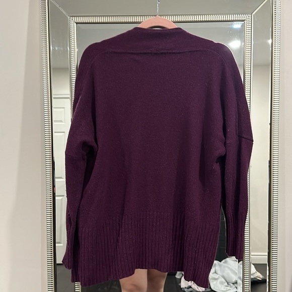 Medium Talula Aritzia Dark Purple Cardigan Angora Cashmere - Picture 3 of 5